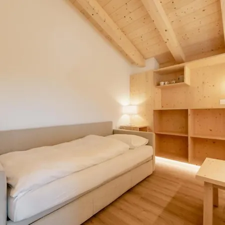 Bed & Breakfast Garni Aurora